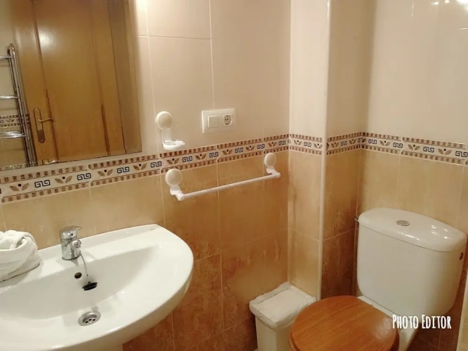 3 Bedrooms Apartment