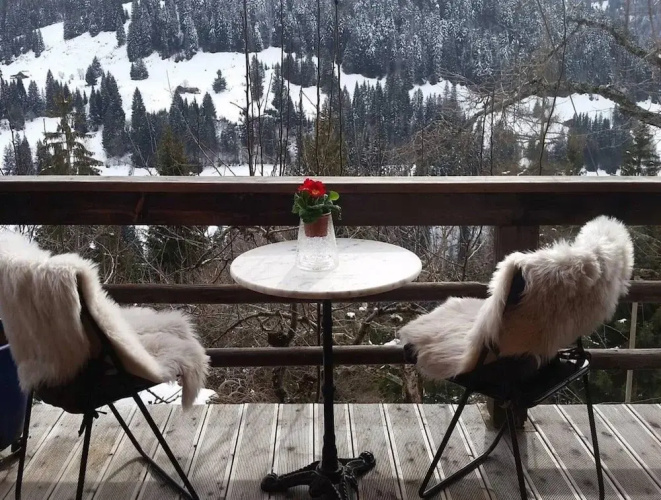 Chalet in Rougemont Near Ski Slopes