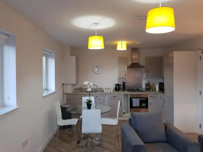2 Bedrooms Single Apartment