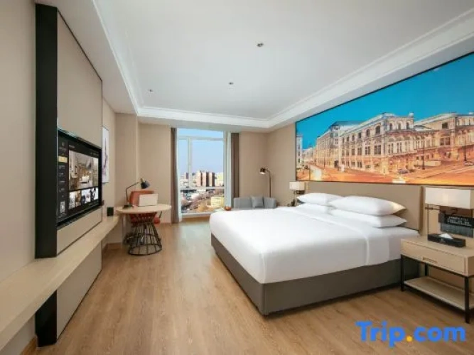 Standard Double room with city view