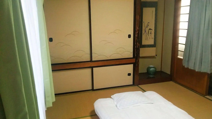 Dormitory L - Hostel