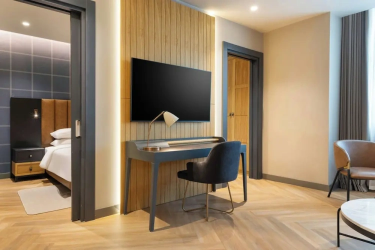 1 Bedroom Double Suite with city view