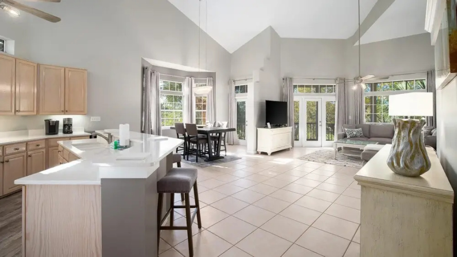 Tivoli 5249 (G) - 3BR 3BA+loft - (9)