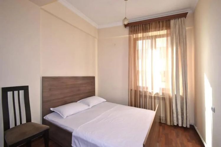 Mashtoc33 New apartment Yerevan center