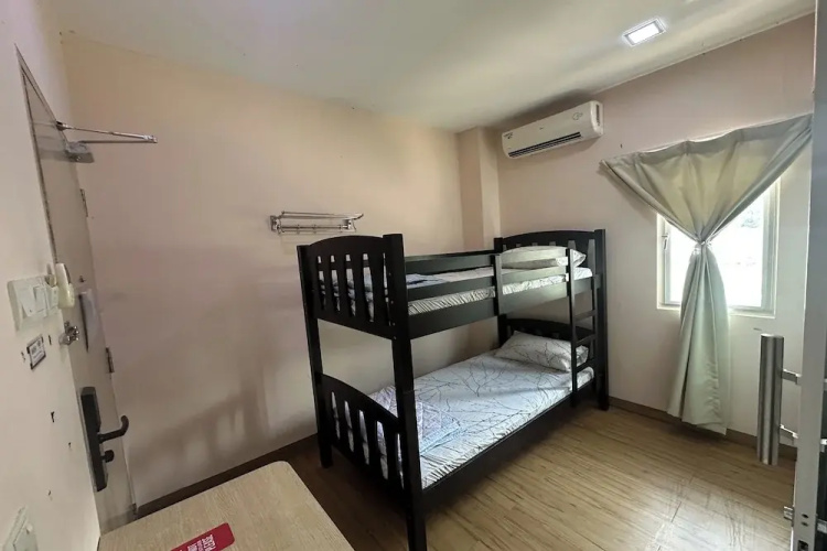 ABC Hostel at Alpha Bukit Serdang Seri Kembangan