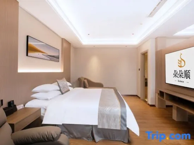 Executive Suite with river view