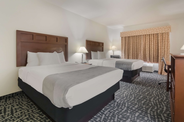 Standard Quadruple room