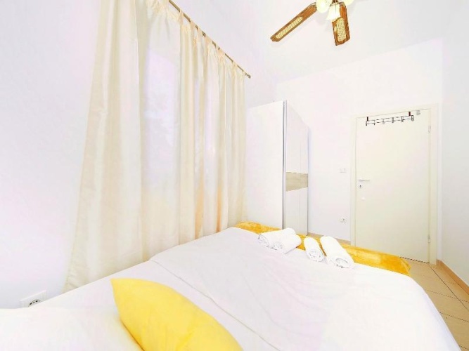 Quadruple Apartment