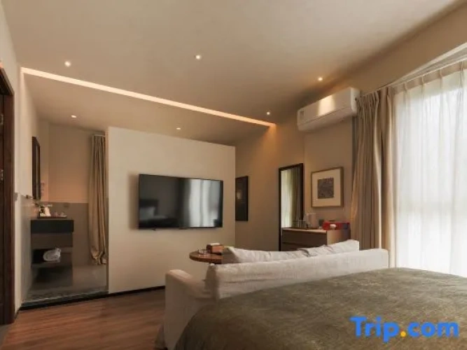 Standard Double room with garden view