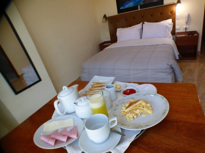 El Mirador Hotel