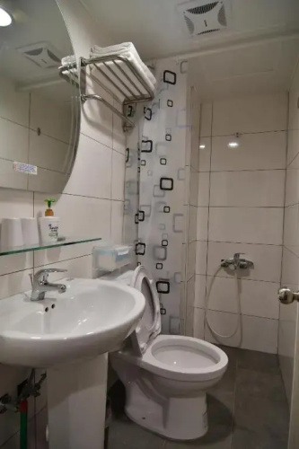 Chinbe No.2-Hostel