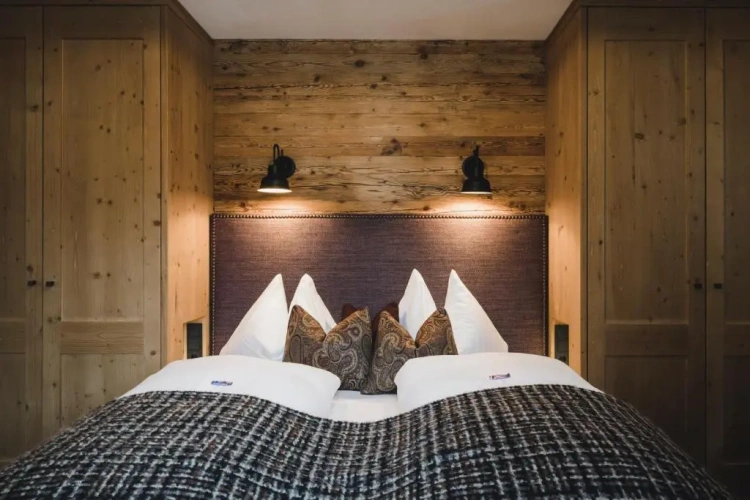 2 Bedrooms Suite