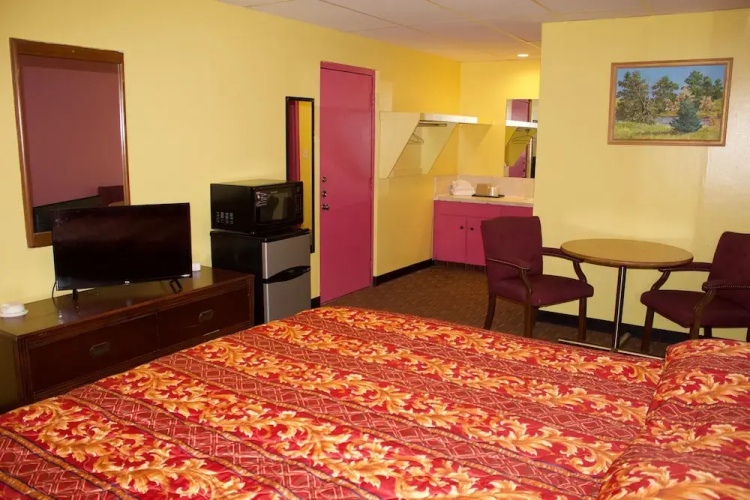 Budget Inn