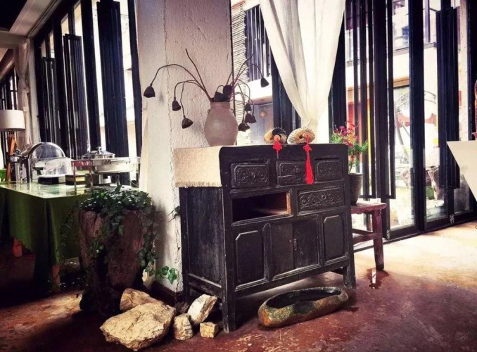 Poetical Dwelling Inn