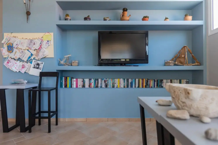 Pelagos Apartments