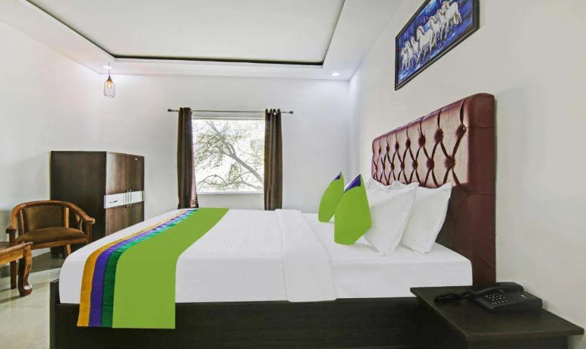 Treebo Royal Empire Adarsh Nagar, Chandigarh