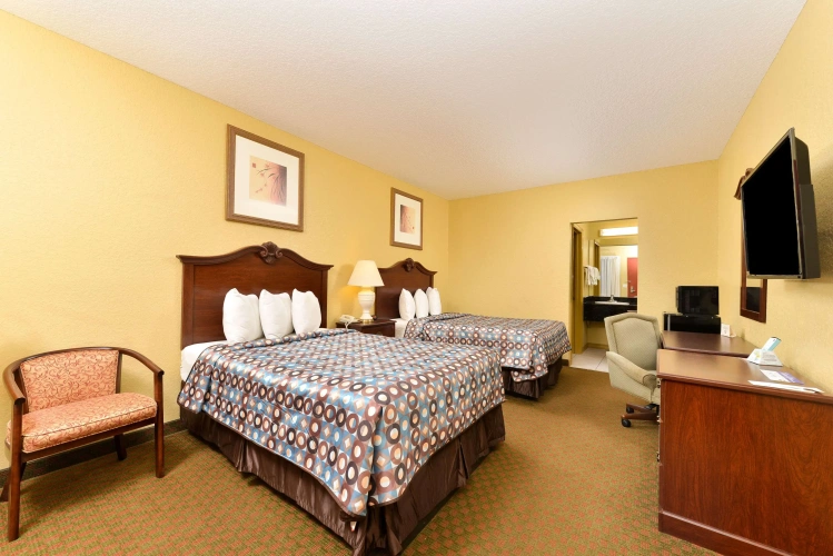 Deluxe Quadruple room
