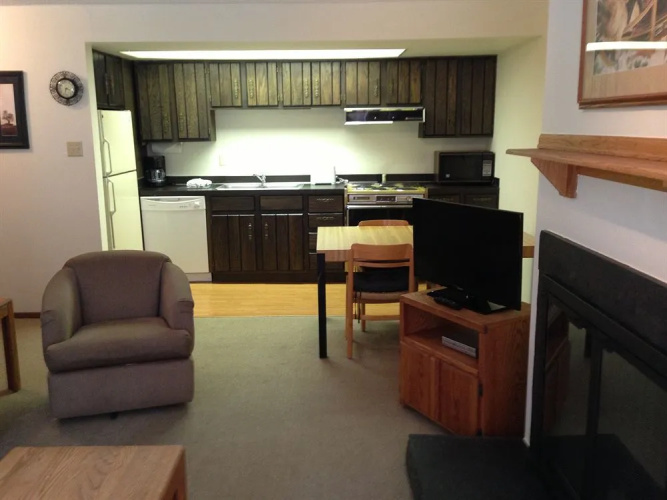 Ten Mile Haus by Copper Vacations