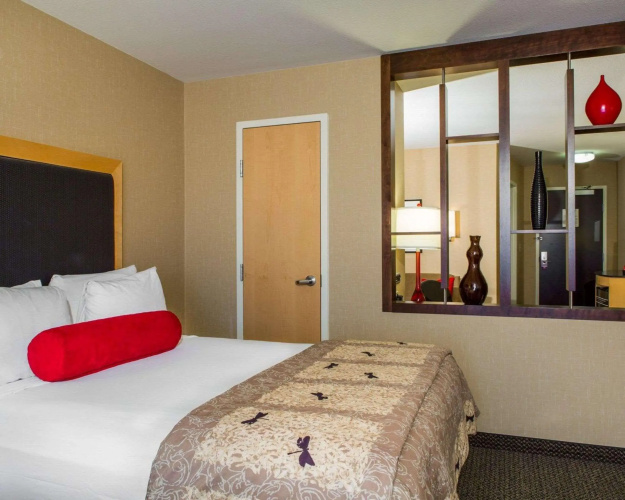 Cambria Hotel Madison East