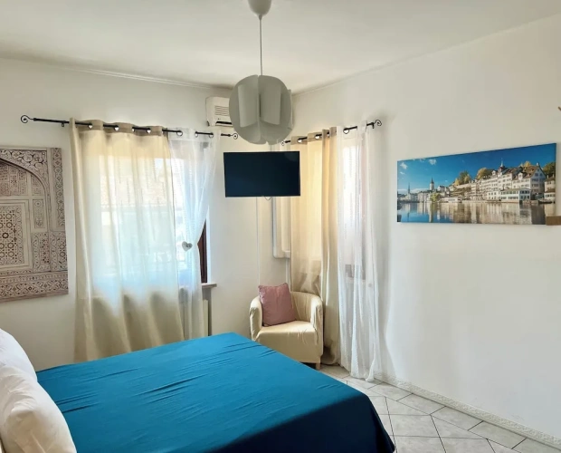 Economy room