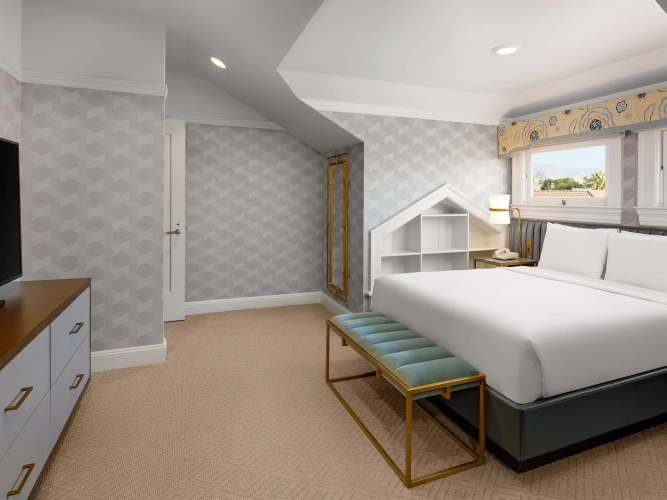 Mansion Double Suite with balcony