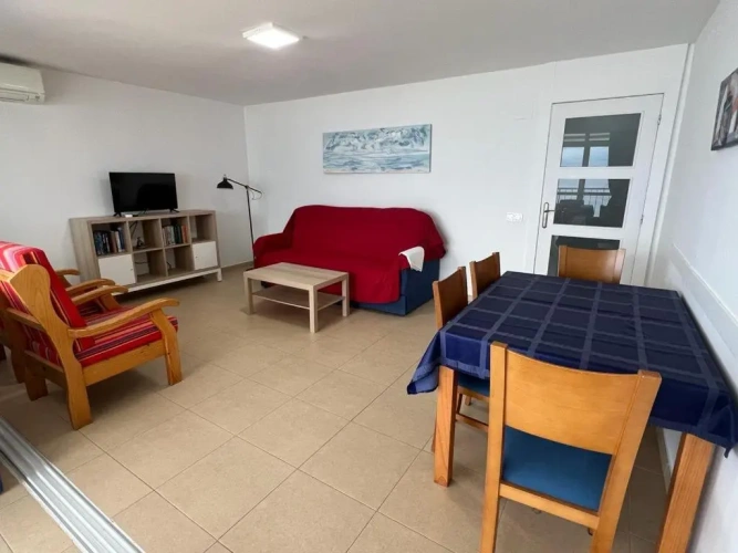 3 Bedrooms Apartment