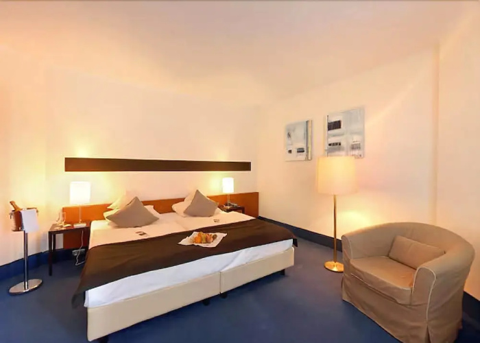 Tide Hotel