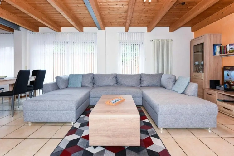 2 Bedrooms Cottage