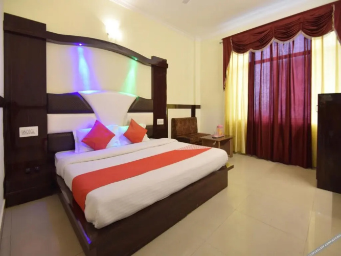 Hotel shree palace, katra ,