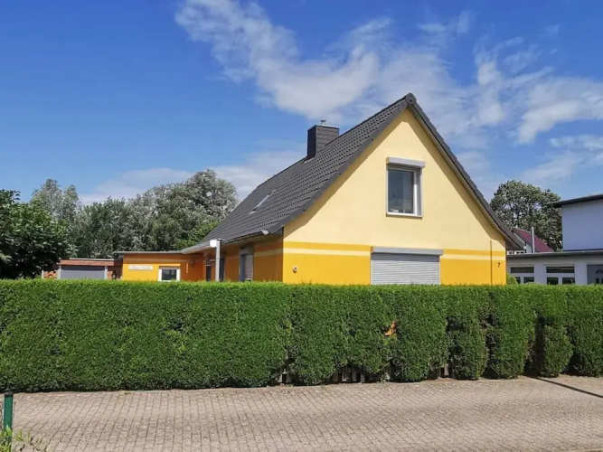 Kubis Modern Retreat