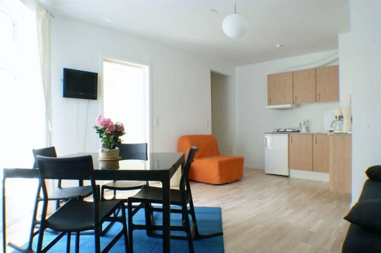 CPh Apartment