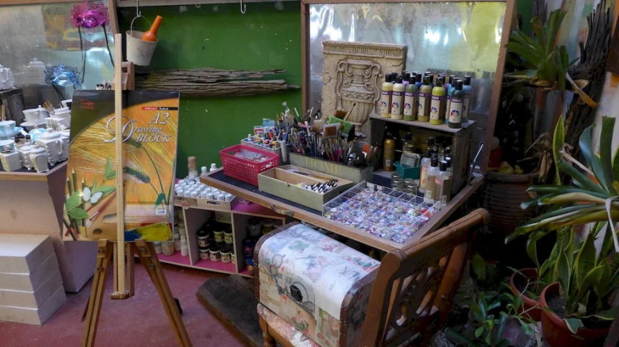 Decoupage Homestay