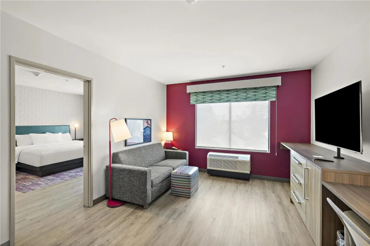 Home2 Suites By Hilton Riverside Downtown