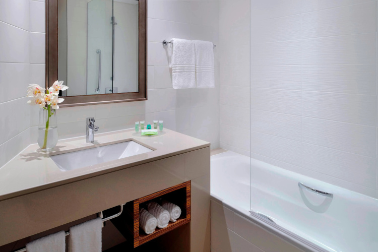 Courtyard by Marriott World Trade Center Abu Dhabi photo 10
