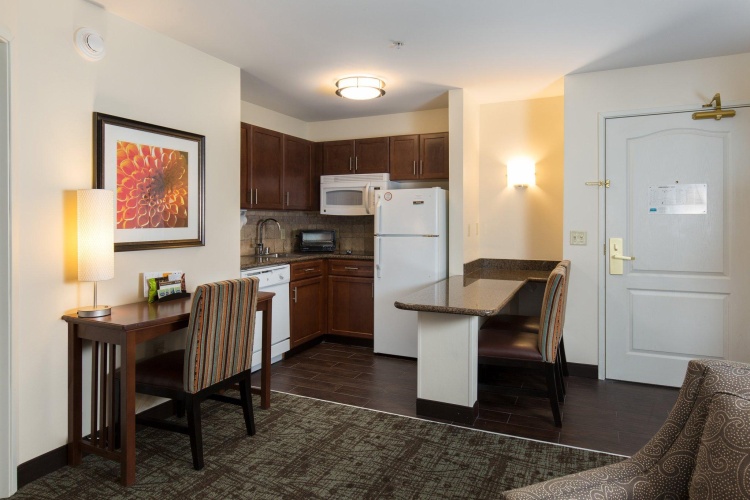 1 Bedroom Quadruple Suite