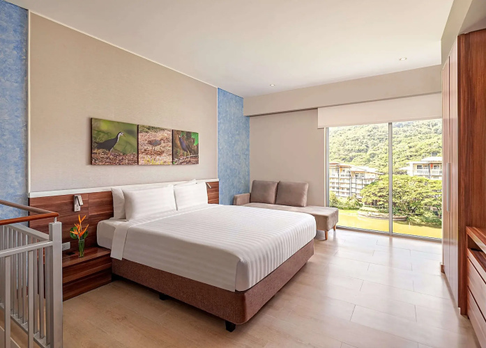 Pico Sands Hotel