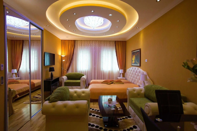Lazar Lux Apartments