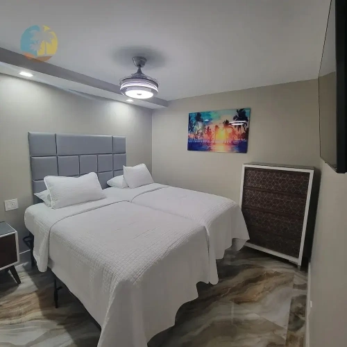 6 Bedrooms Bed in Dorm