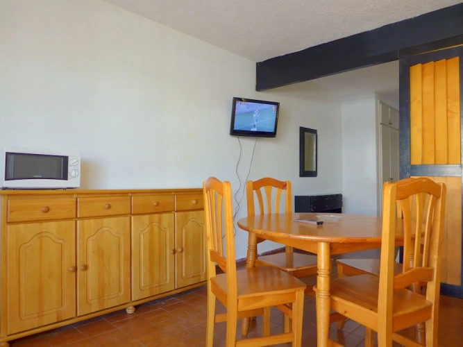 1 Bedroom Apartment with ocean view