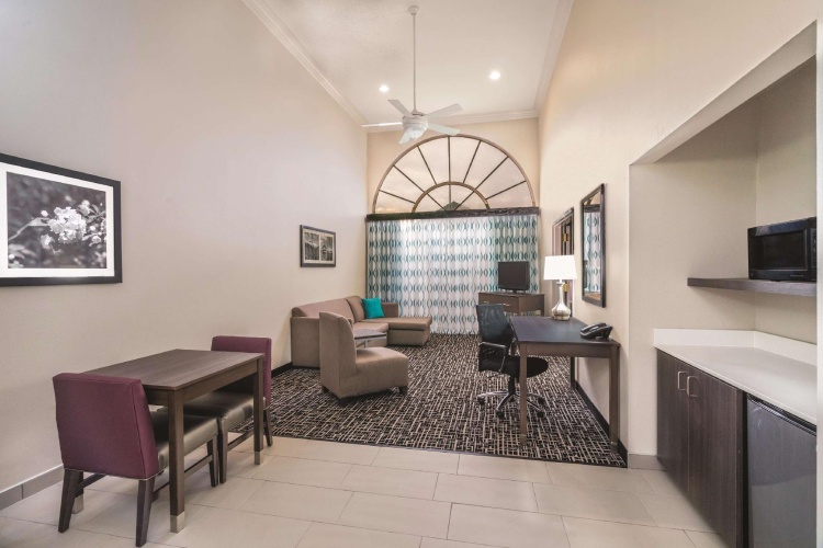 Double Suite