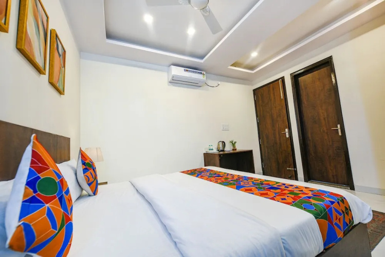 Fabhotel Jaswinder Bhawan