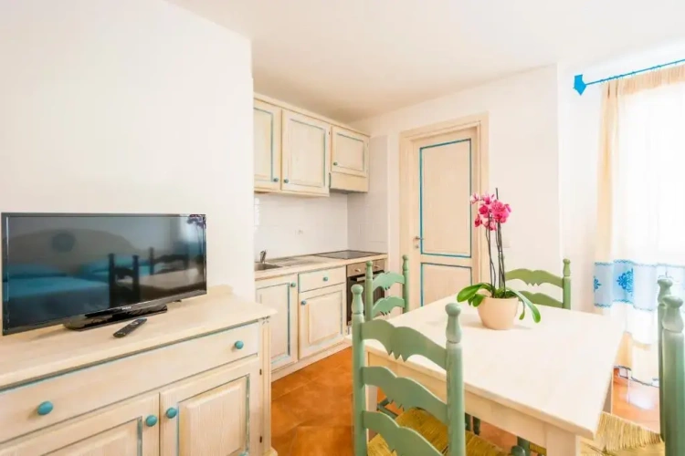 1 Bedroom Quadruple Apartment
