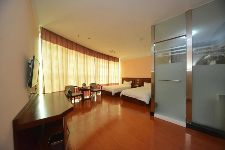 Dalian Fishing Port Hotel