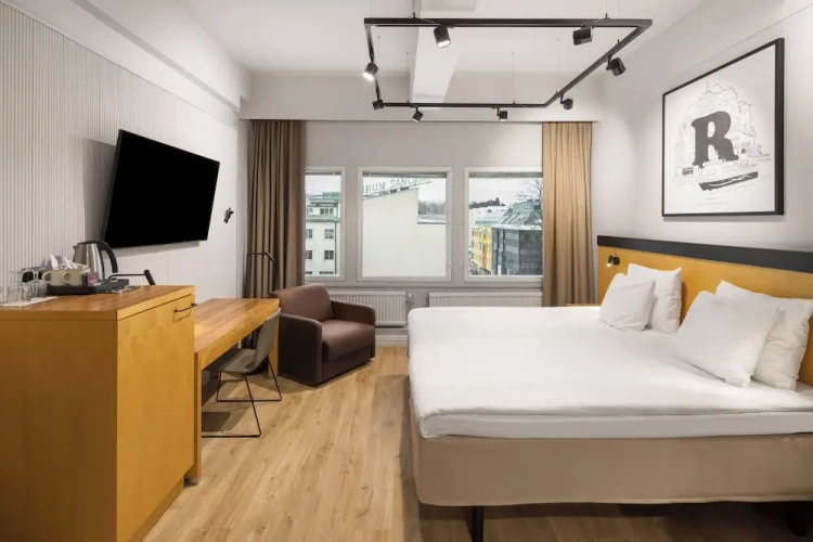 Standard Double room with view