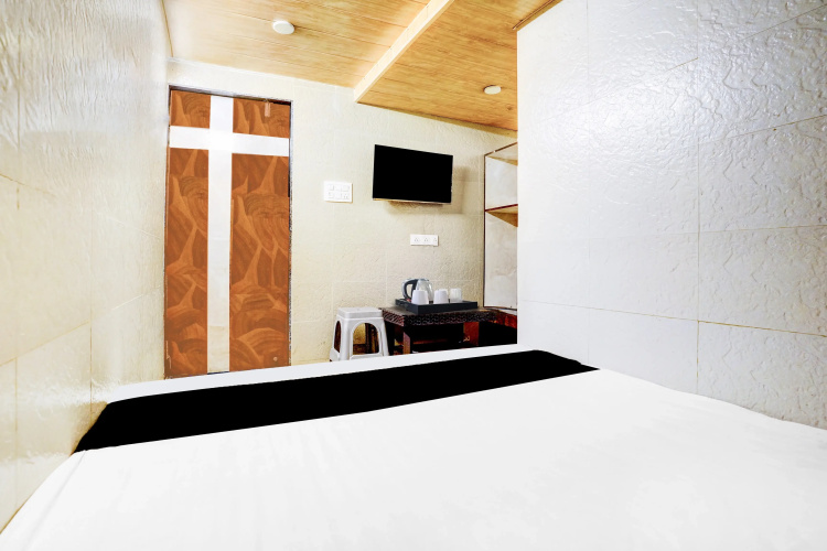 Hotel O Ambedkar Chowk Ulhasnagar