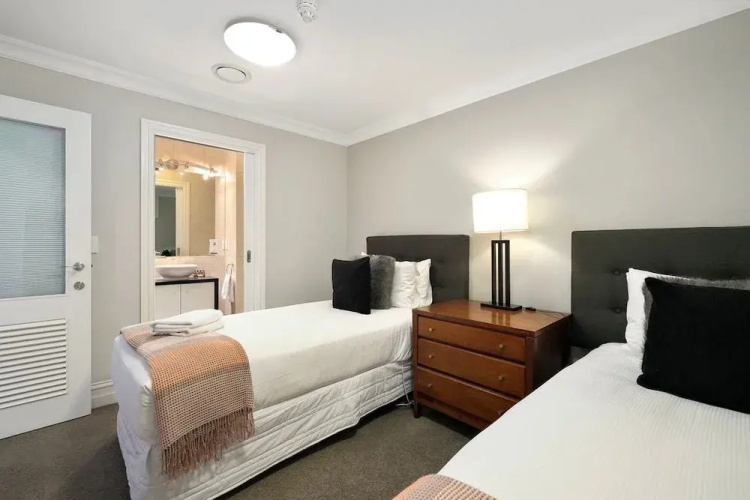 Peak Oasis at 406 The Beacon