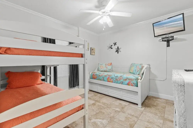 Sanibel 1104