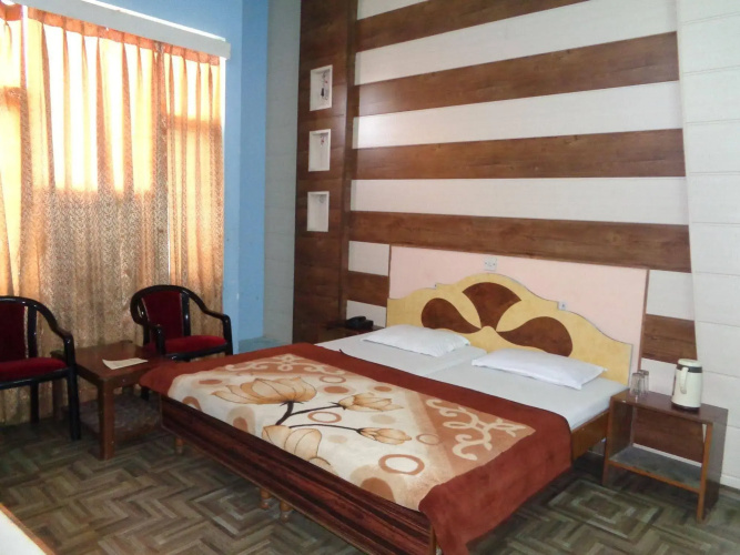 Hotel Ishan