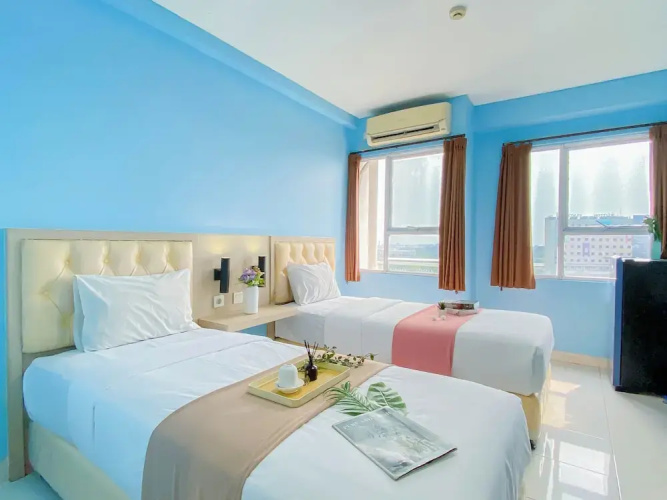 Simple Blue Toned Studio (No Kitchen) At Elvis Tower Apartment