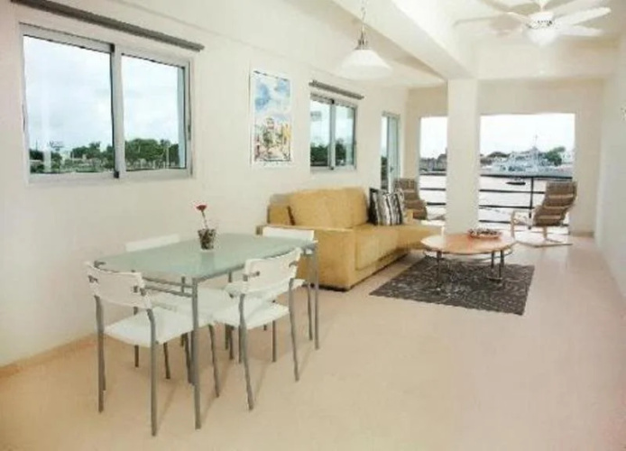 Hostal Marina Real